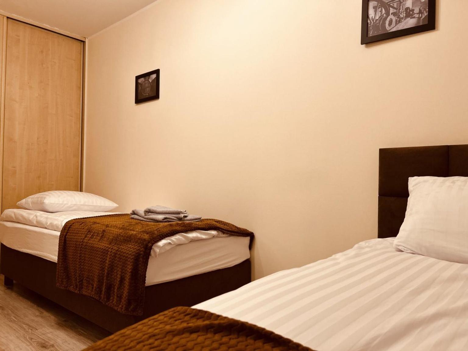 Apartament Tychy Miasto 60M2 Dış mekan fotoğraf