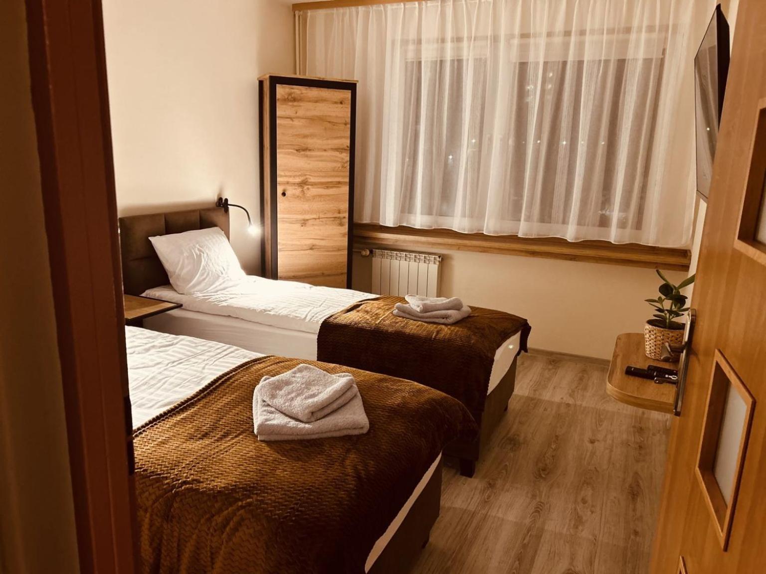 Apartament Tychy Miasto 60M2 Dış mekan fotoğraf
