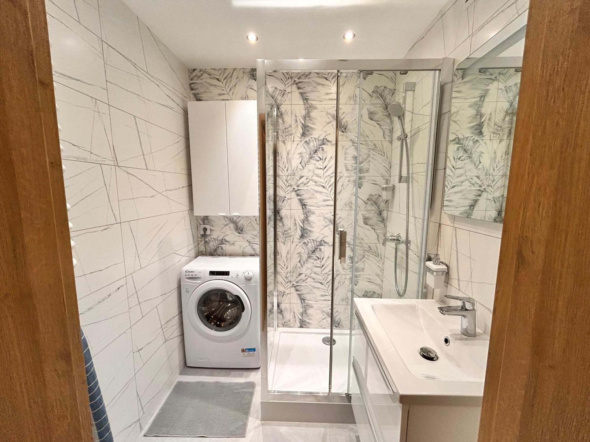 Apartament Tychy Miasto 60M2 Dış mekan fotoğraf